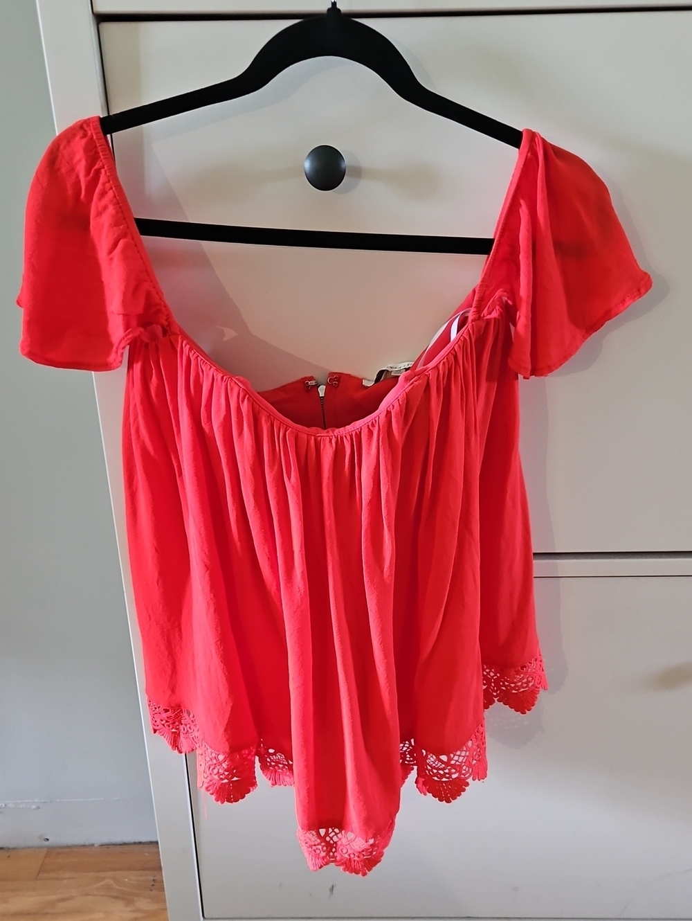 Lovers + Friends  Crochet Hem Top - Coral Red Orange Size XS